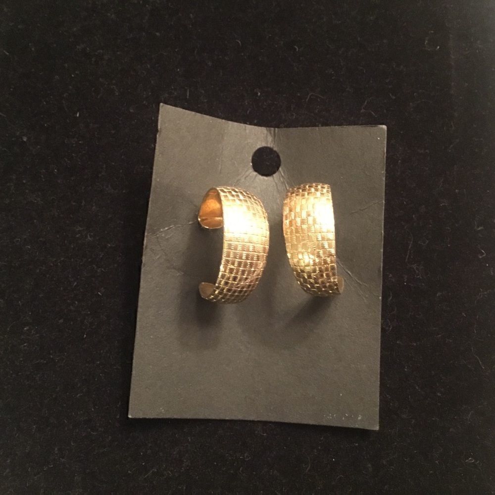 Texturized Goldtone Hoop Earrings 